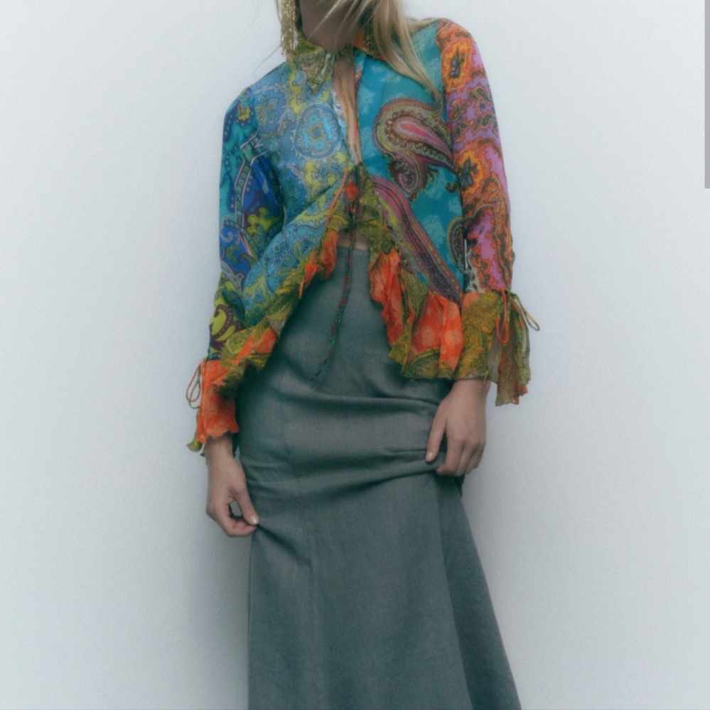 Colorful ruffled top Zara